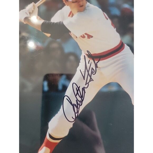 Carlton fisk Autographed 8x10 With Coa - Picture 2 of 4